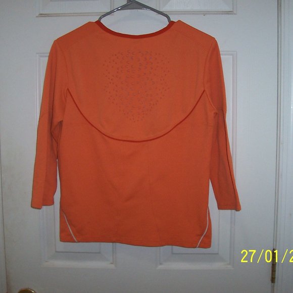 NIKE DRI FIT GIRLS TOP 12-14 LG - Picture 2 of 2